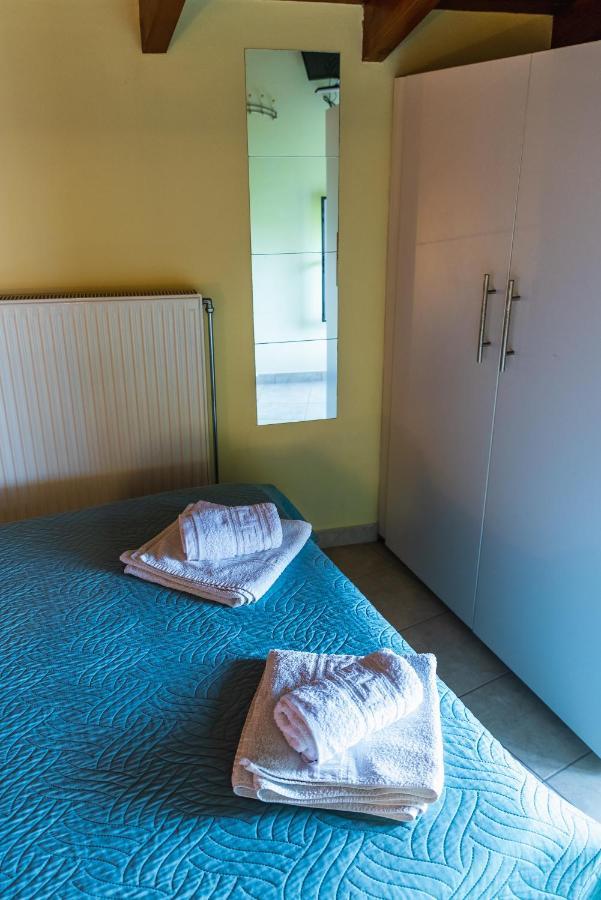 Julia΄S Apartment Alepou Eksteriør bilde