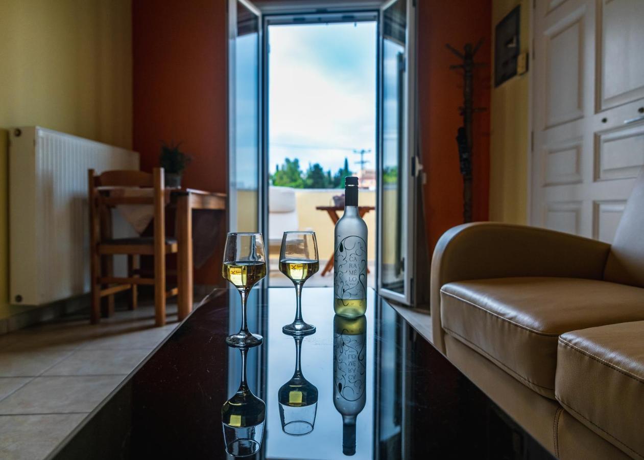 Julia΄S Apartment Alepou Eksteriør bilde